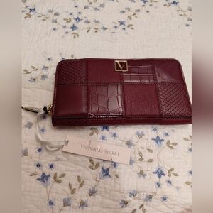Victoria's Secret Large Wallet with Zip - Pick Your Pattern NWT